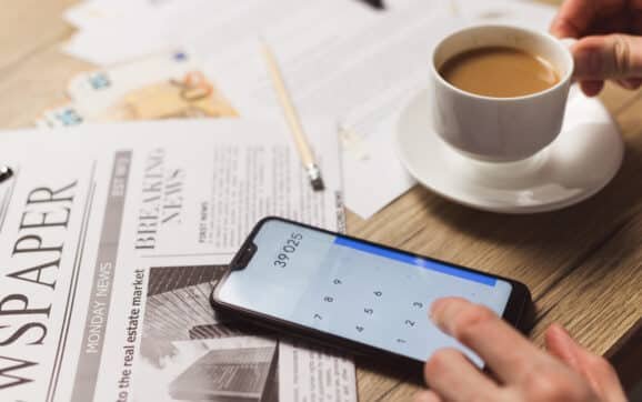 One Plus 15 Teased in Original Dune Color: Here’s the Real Talk 