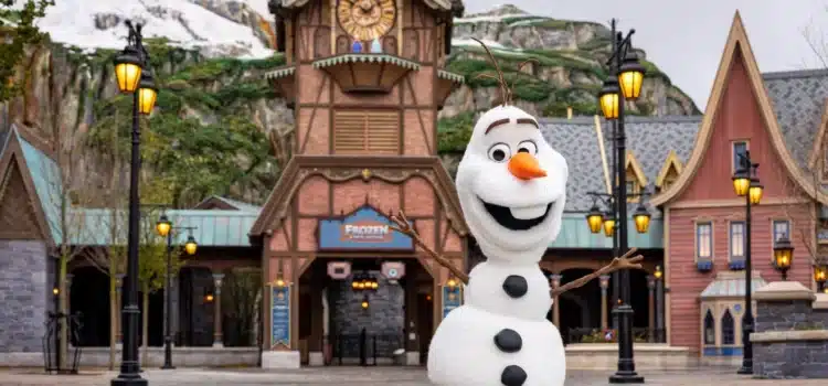 Disney Unveils Free-Roaming Olaf Robot for Hong Kong and Paris Parks – Launching Early 2026 