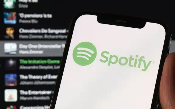 Spotify App Crashing for Third Day Despite Fix; Users Still Unable to Play Podcasts  