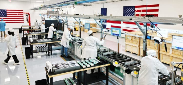 Apple Expands US Manufacturing Plans Amid AI & Chip Strategy Shift