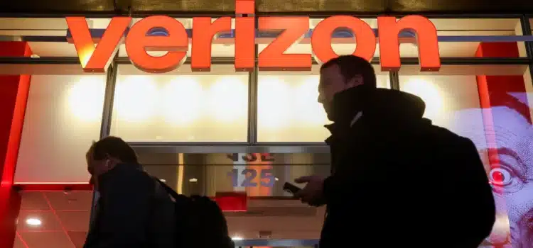 Verizon Customers Can Claim A $20 Credit – Here’s How To Get It. 