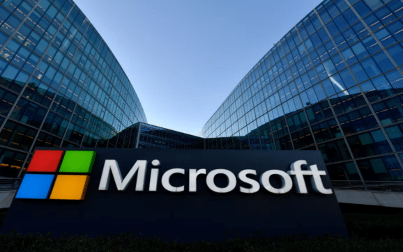 Microsoft 365 Business Premium Update: Solving the AI Deployment Hurdle for US Small Businesses