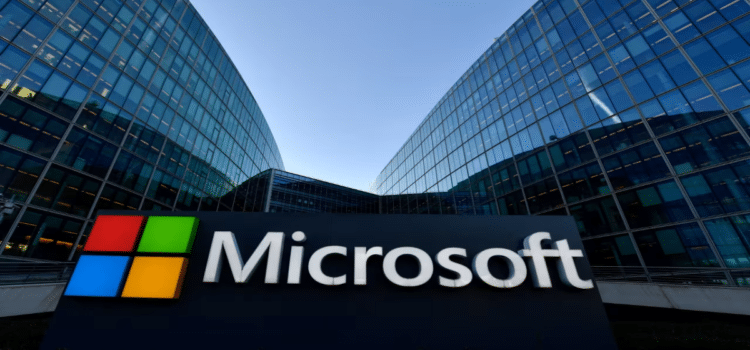 Microsoft 365 Business Premium Update: Solving the AI Deployment Hurdle for US Small Businesses