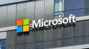 Microsoft Pilot Program Ties Employee Salaries to AI Fluency Certifications in Major US Tech Hubs