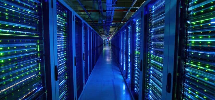 What is the 100 MW rule, and why are future US data centers moving to liquid cooling by July
