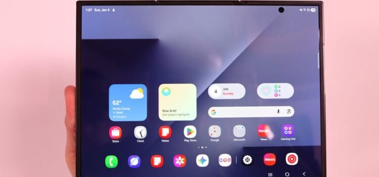 Samsung Debuts 13-Inch Color E-Paper Built from Phytoplankton: The Future of Sustainable Digital Signage and Tablets