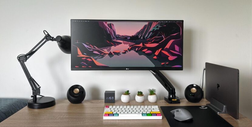 Minimalist Gadget Setup for Productivity