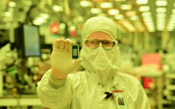 Intel Begins 18A Risk Production as Panther Lake Wafers Reach Arizona Fab