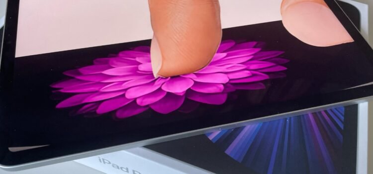 Apple Patent Reveals Haptic Display That Lets Users Feel UI 