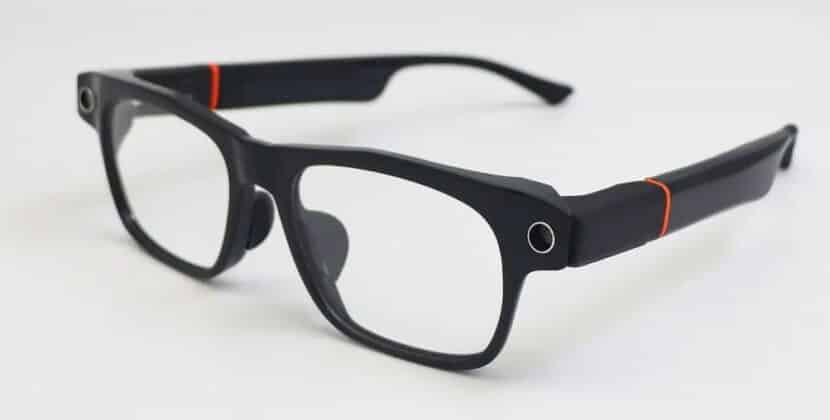 AI Pins vs Smart Glasses: Which Wearable AI Works Better?