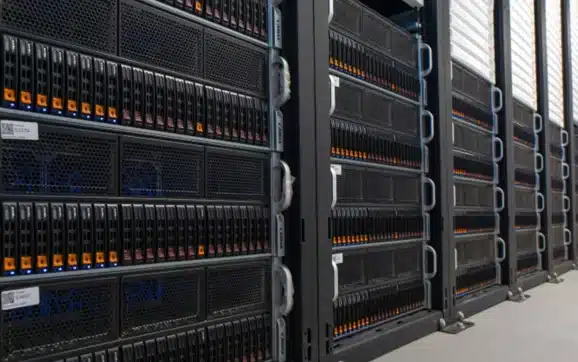 New US Data Center Leases Signal AI Cluster Growth