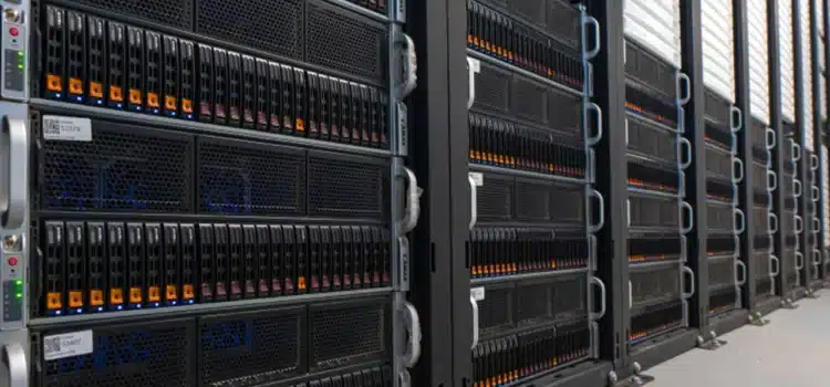 New US Data Center Leases Signal AI Cluster Growth