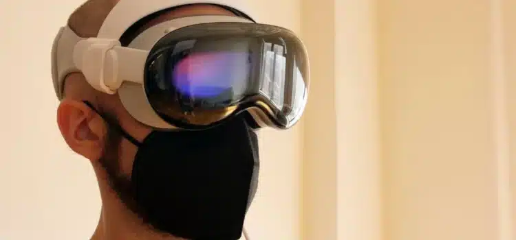 Samsung AR vs Apple Vision After Latest Updates